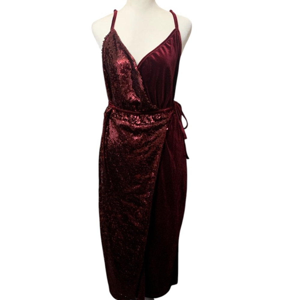 Elegant Sequins & Velvet Cami Wrap Midi Dress - Picture 3 of 6